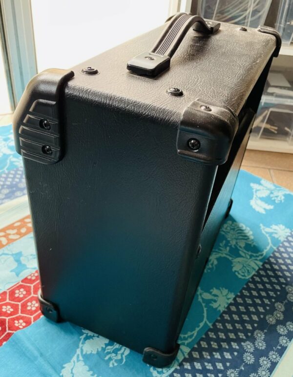 Ampli guitare Line 6 Spider IV 15 n°SF2L6305000671, notice, 15W – Image 4