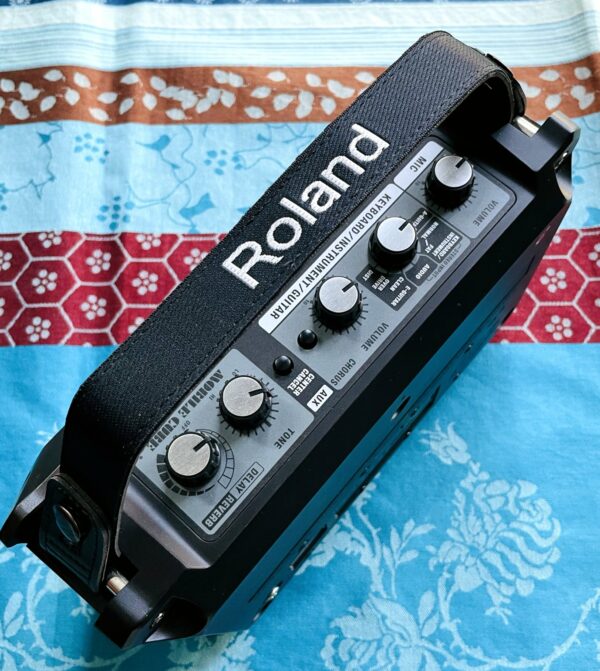 Ampli à piles guitare chant Roland Mobile Cube n°F3R7207, 5W – Image 2