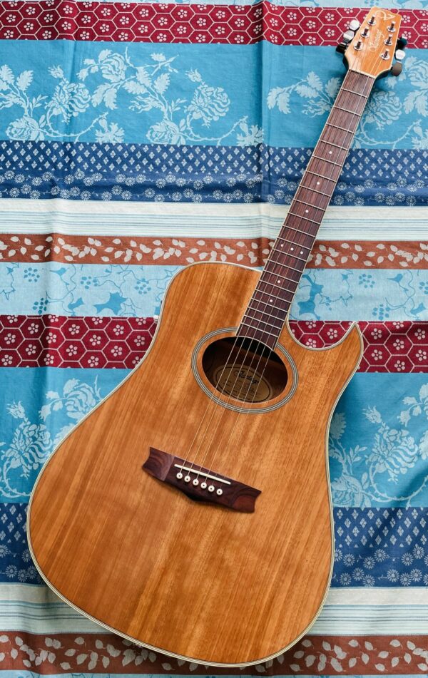 Guitare électro-acoustique Vantage VS-40 CE n°9111000051 (1991, Korea), réglée chez le luthier Amal (08.09.25)