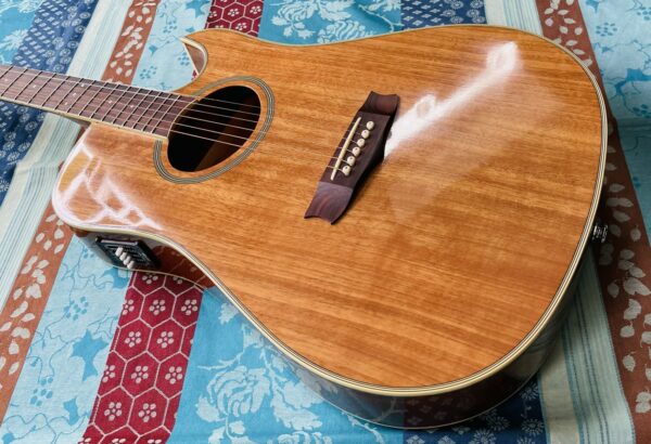 Guitare électro-acoustique Vantage VS-40 CE n°9111000051 (1991, Korea), réglée chez le luthier Amal (08.09.25) – Image 2