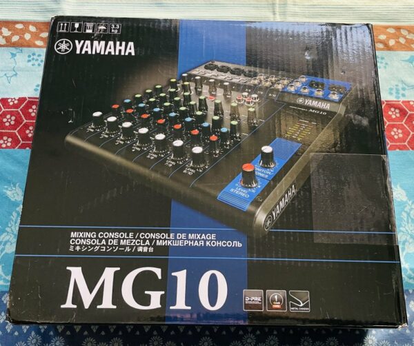 Table de mixage analogique Yamaha MG-10 n°EGX101770, boite d’origine, alim – Image 6