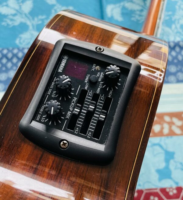 Guitare électro-classique Yamaha nylon NC900R n°HIP130549, étui FX, réglage luthier Amal (20.09.25), préampli neuf importé du Japon (2025) – Image 14