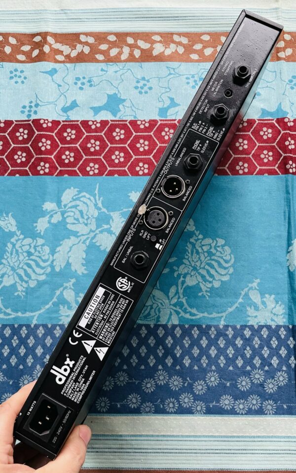 Rack compresseur limiteur DBX 160A n°160ADV-EV-01004433, alim – Image 2