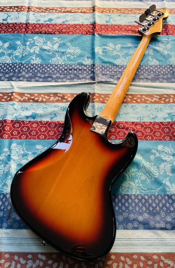 Basse électrique gaucher Fender jazzbass JB-62 LH sunburst n°T078256 (2007, Japan), housse Univox – Image 4