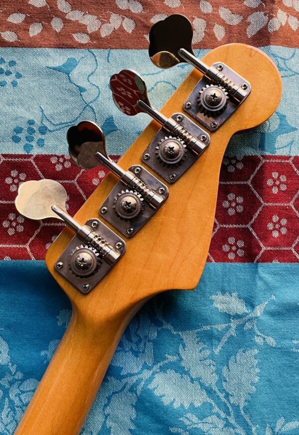 Basse électrique gaucher Fender jazzbass JB-62 LH sunburst n°T078256 (2007, Japan), housse Univox – Image 7