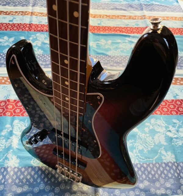 Basse électrique gaucher Fender jazzbass JB-62 LH sunburst n°T078256 (2007, Japan), housse Univox – Image 8