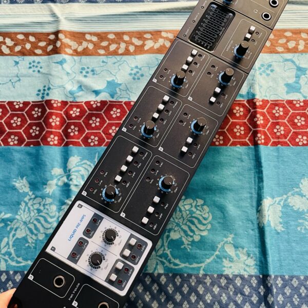 Carte son Focusrite Liquid Saffire 56 n°LS6914401894, alim