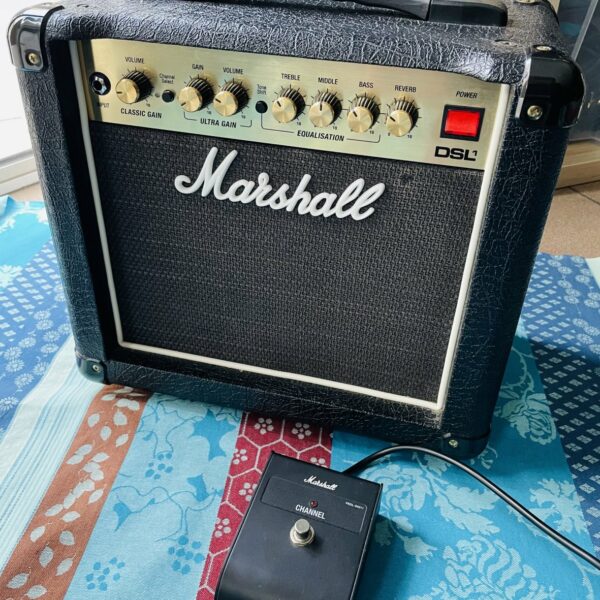 Ampli guitare lampe Marshall DSL-1 n°V011180FSE, footswitch Marshall