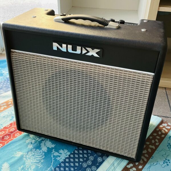 Ampli guitare Nux Mighty 40 BT n°M4024B20459, 40W