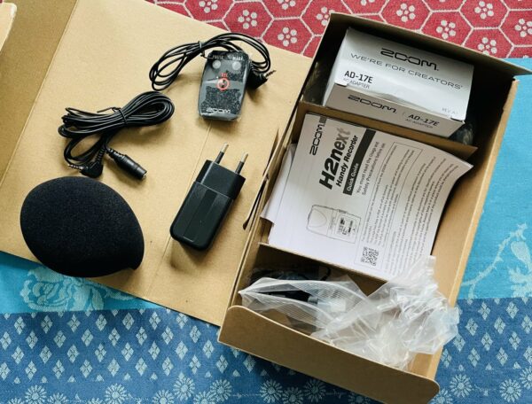 Pack enregistreur numérique portable Zoom H2 next n°00546843, boite d’origine + accessoires SPH-2N complet, boite Zoom – Image 7