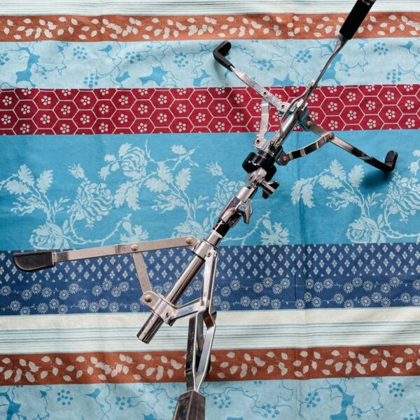 Pied de caisse claire Basix