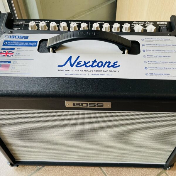 Alternative view of Ampli guitare Boss Nextone Stage n°Z6N4339, boite d’origine, alim, notice