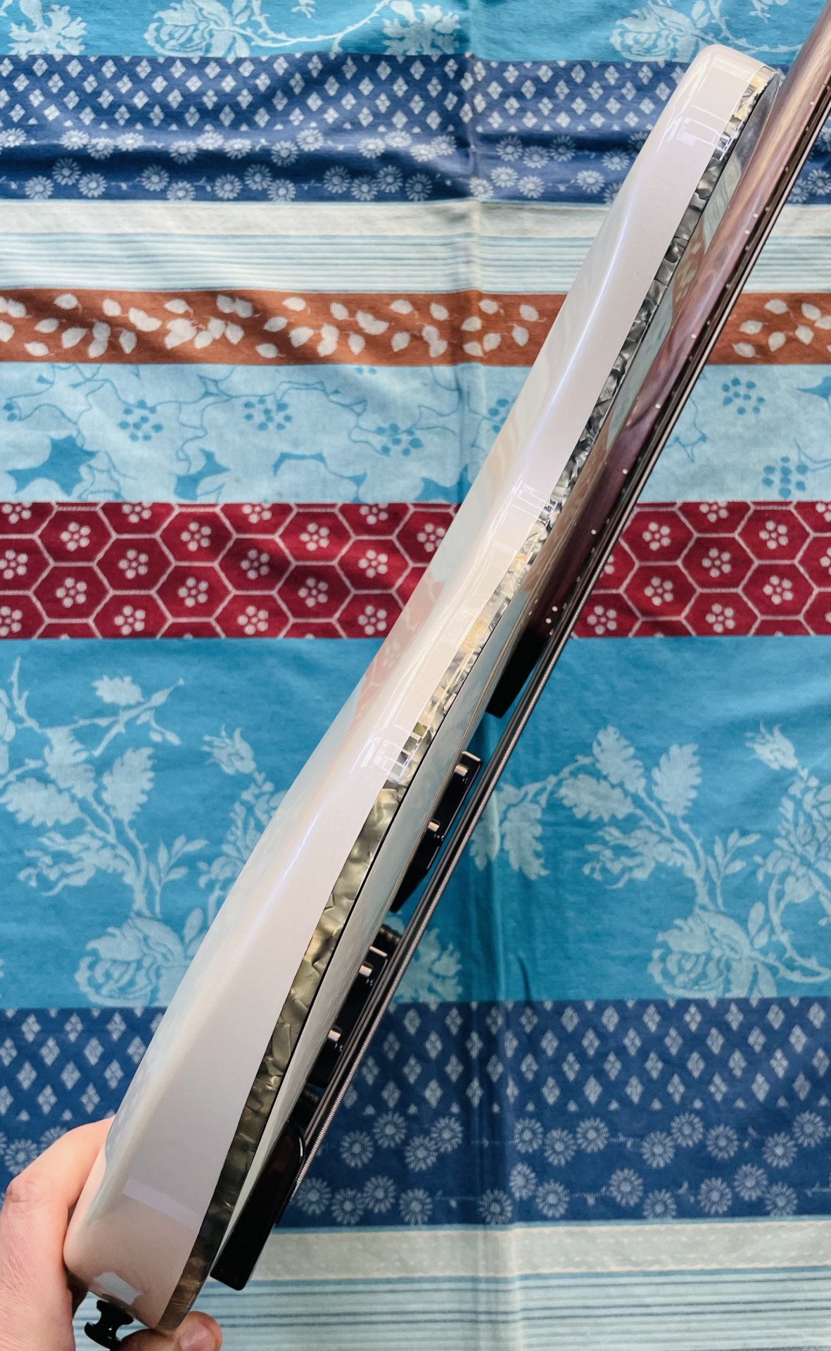 Basse électrique active 5 cordes Cort C5H White Pearl n°130803341 (Indonésia) – Image 6