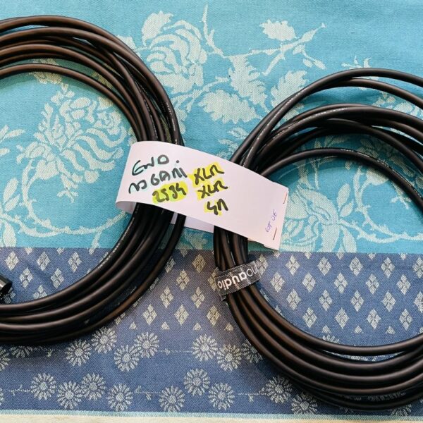 Paire de Câble haut de gamme Eno Mogani 2534, XLR Mâle Femelle neutrik (lot n°6)
