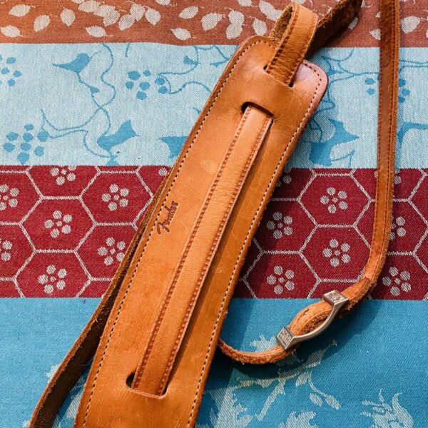 Alternative view of Sangle guitare Fender cuir marron "super deluxe vintage style strap"
