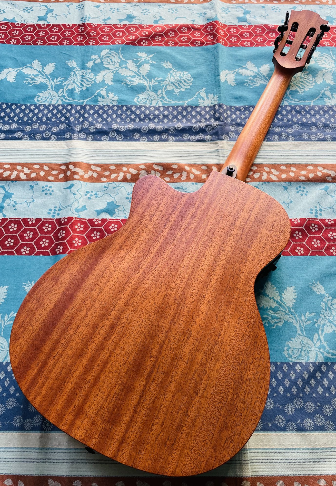 Guitare électro-acoustique Lâg TN170 ASCE nylon auditorium slim cut n°240GLT12146, cordes savarez – Image 6