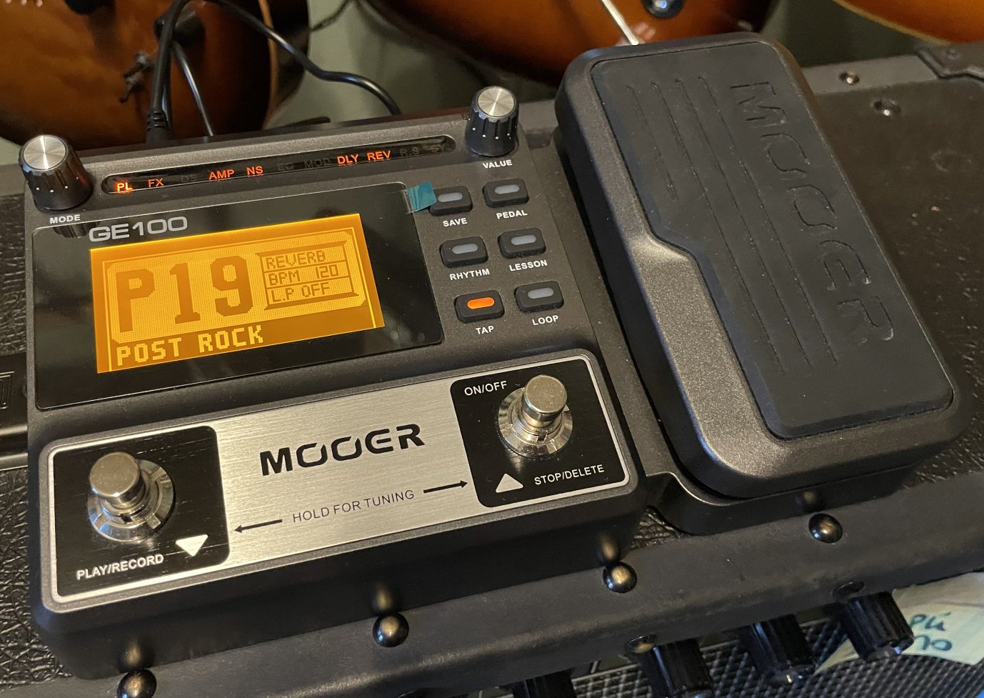 Pédalier Multieffets Mooer GE-100 n°2040831, boite d’origine, alim, notice – Image 2