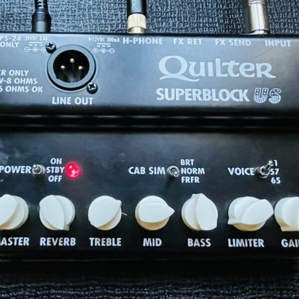 Alternative view of Ampli guitare Quilter Superblock n°0522A630473 (USA), alim