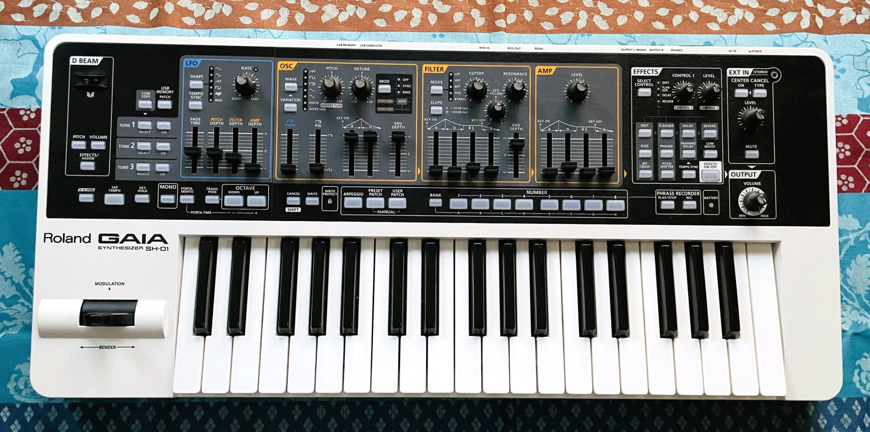 Synthétiseur Roland GAIA SH-01 n°A5C7000 (2014), alim – Image 2