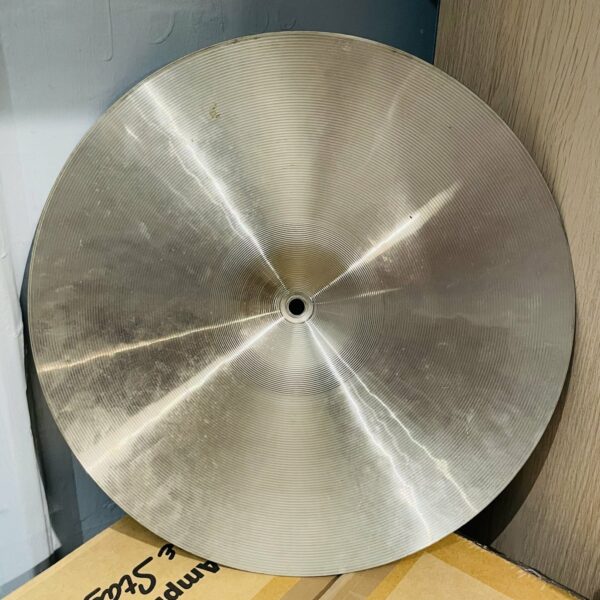 Alternative view of Cymbale crash 15″ Royal Special