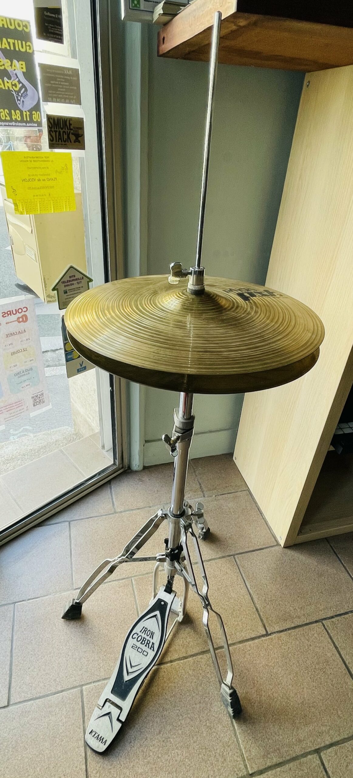 Pied de charleston Tama Iron Cobra serie 200 (pied seul sans charleston)