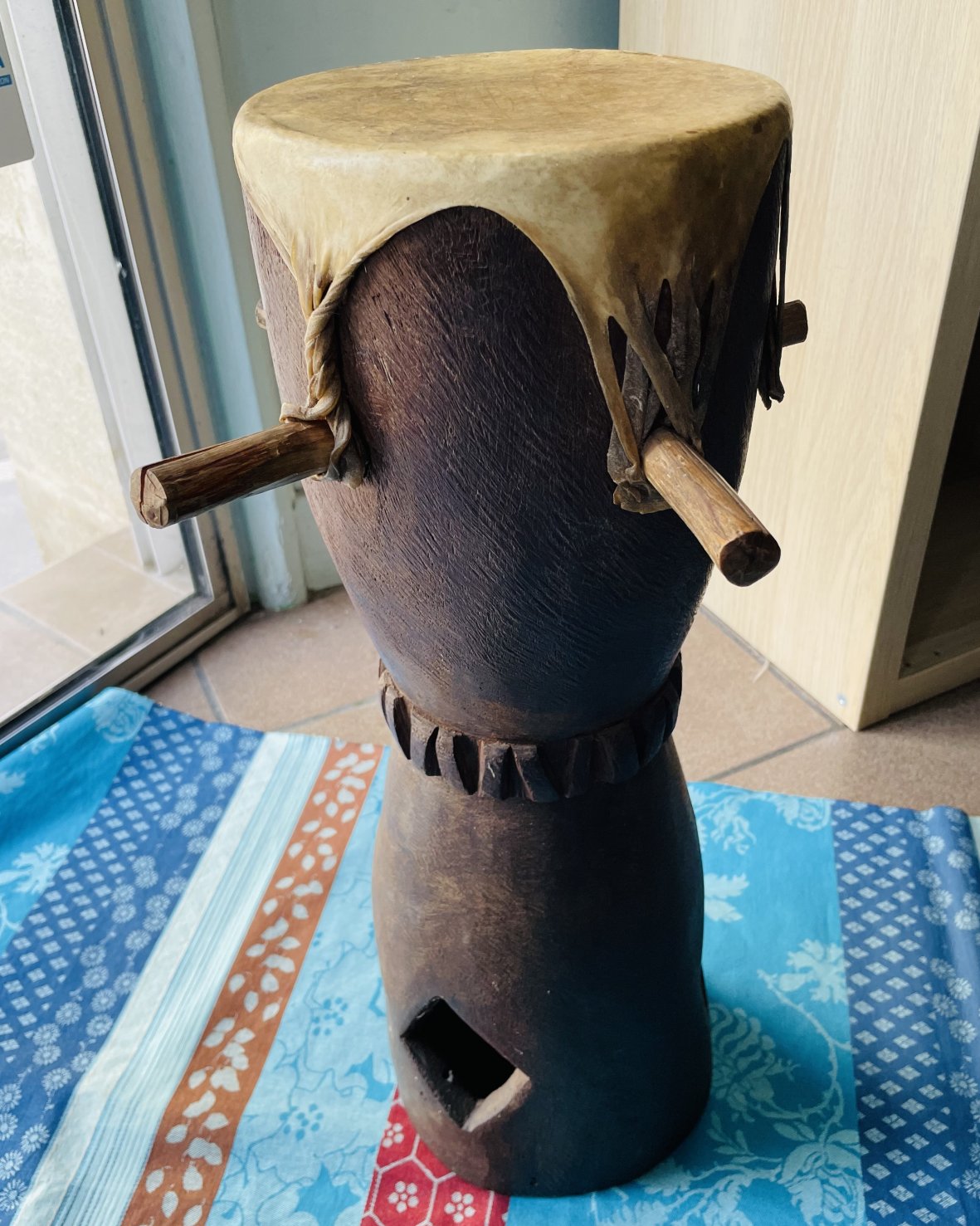 Tambour Sabar, peau de chèvre