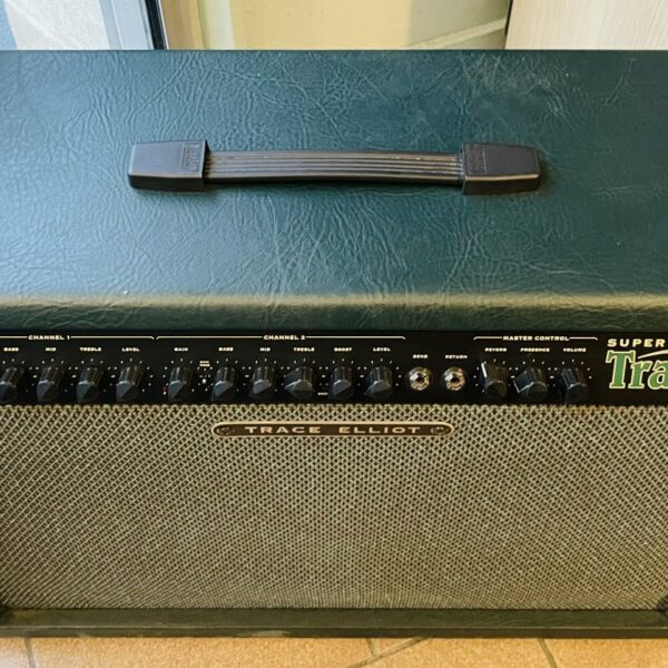 Alternative view of Ampli guitare hybride Trace Elliot Super Tramp Twin n°TR10N0512196 (UK) 2 footswitch