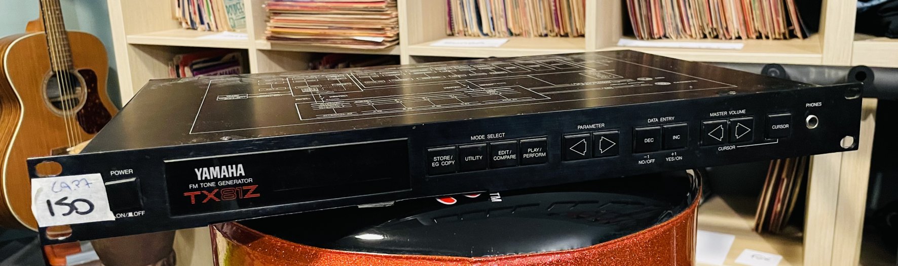 Synthé expandeur FM Yamaha TX81Z n°NP02122 (1986, Japan)