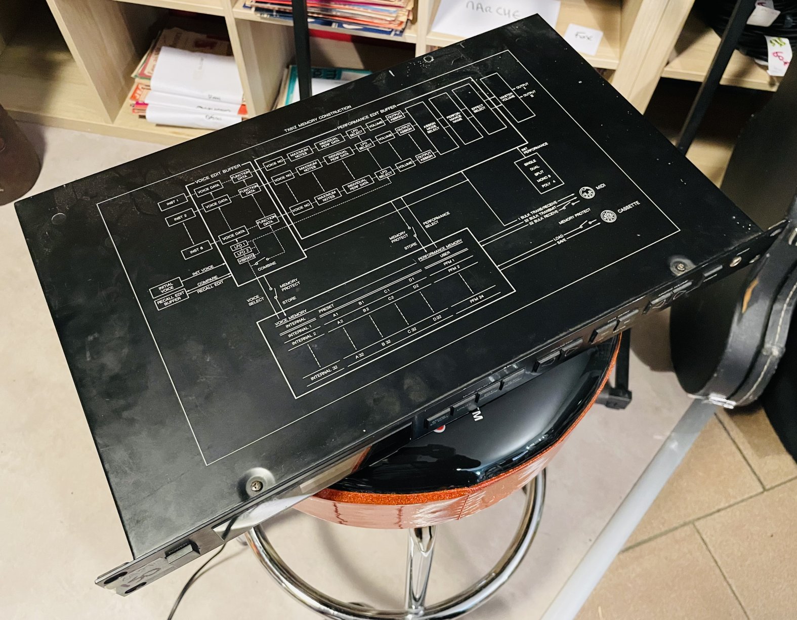 Synthé expandeur FM Yamaha TX81Z n°NP02122 (1986, Japan) – Image 2