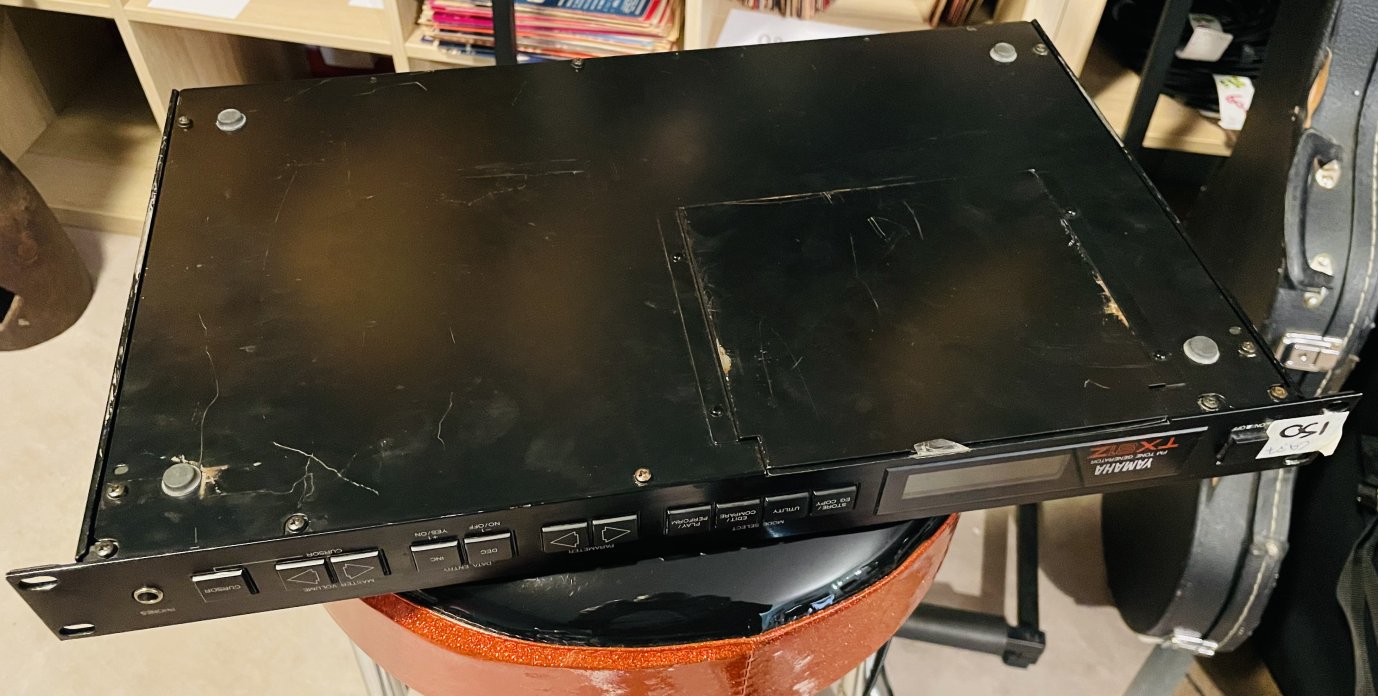 Synthé expandeur FM Yamaha TX81Z n°NP02122 (1986, Japan) – Image 4