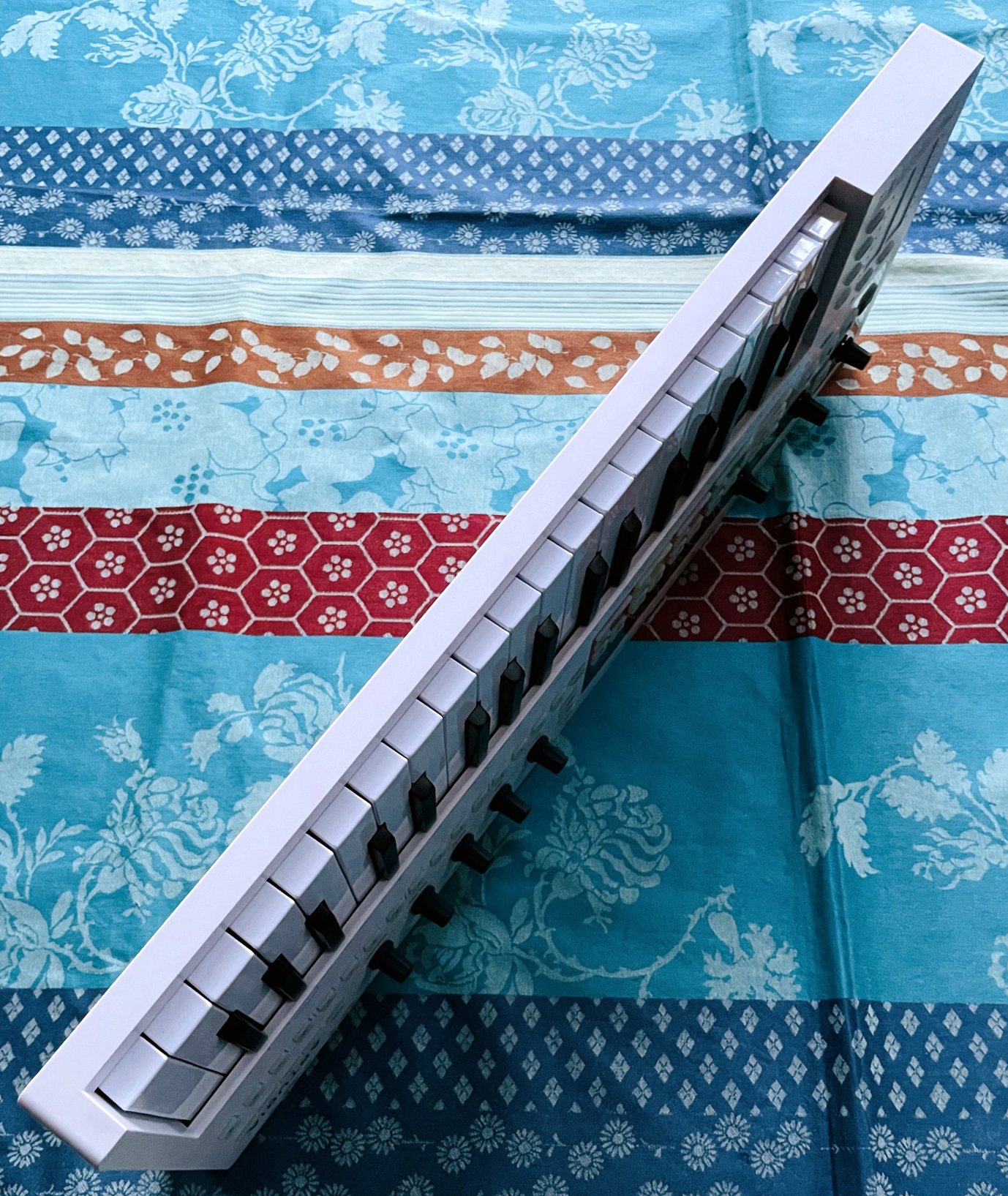 Clavier maitre séquenceur Arturia Keystep Pro 37 touches n°4631400968160389, boite d’origine, notice, code – Image 5