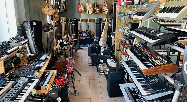 Le magasin AU SON VERT est dans le Top 3 des meilleurs magasins de musique à Bordeaux (article du site ProducteurPro)