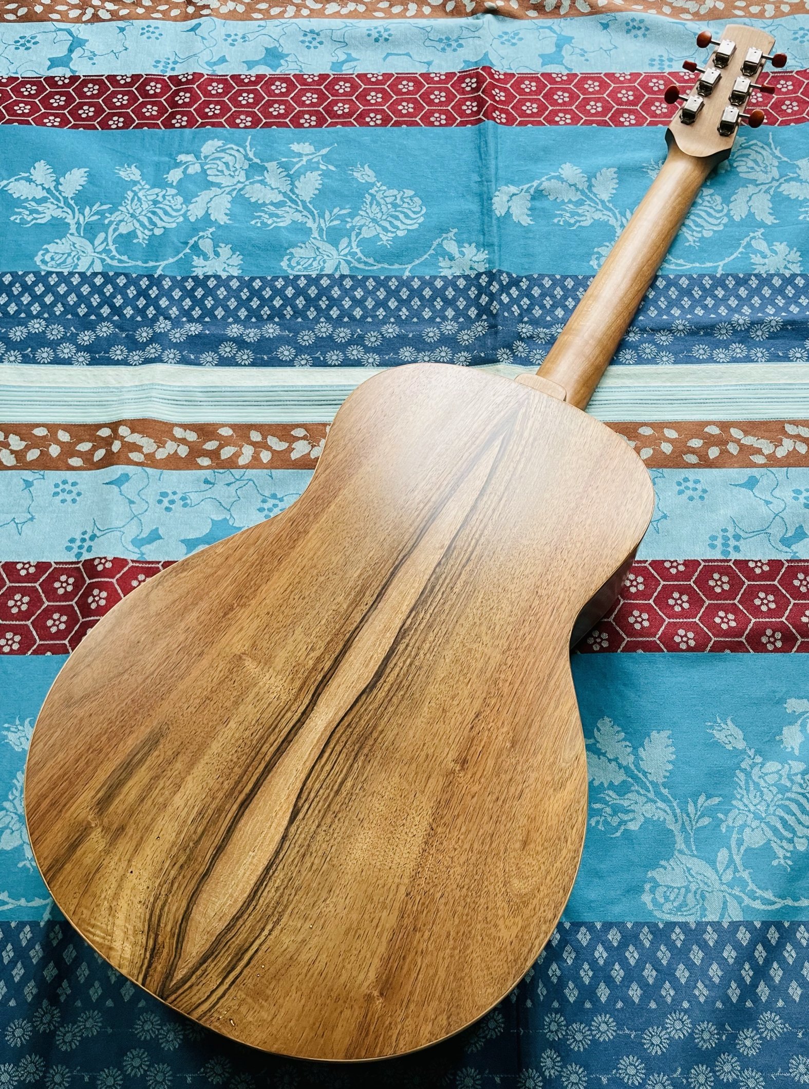 Guitare création luthier Baudry parlor (Charente) – Image 6
