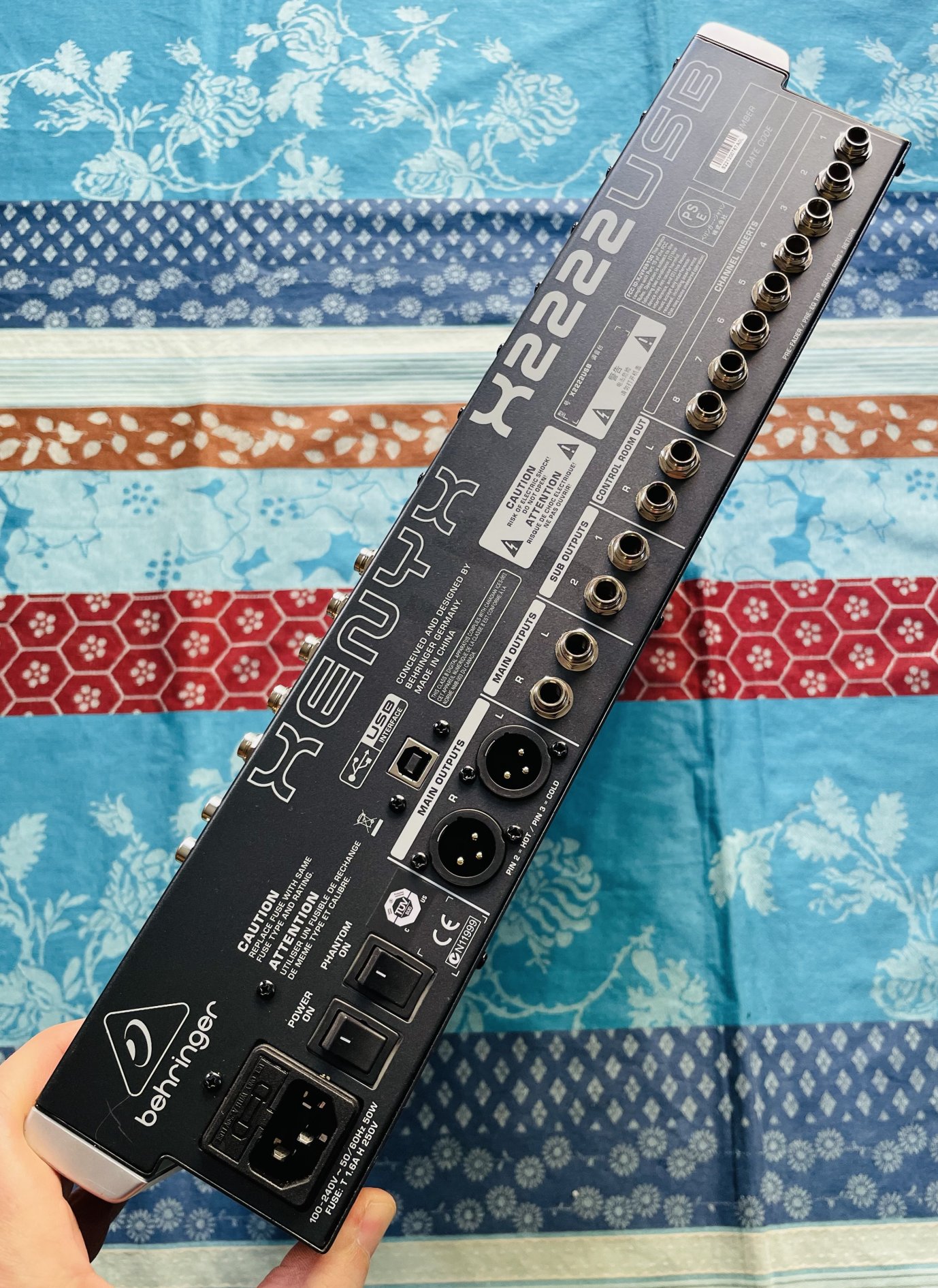 Table de mixage analogique Behringer Xenyx X2222 USB n°22120076AOL, carton, alim – Image 5