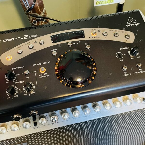 Contrôleur d’enceinte de studio interface audio usb Behringer Xenyx Control 2 USB n°S200600179BP0