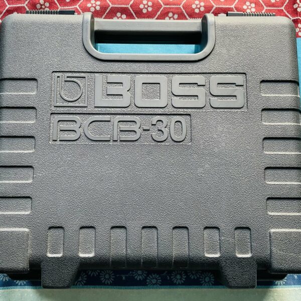 Valise pedalboard Boss BCB30 n°FSF1897, guirlande