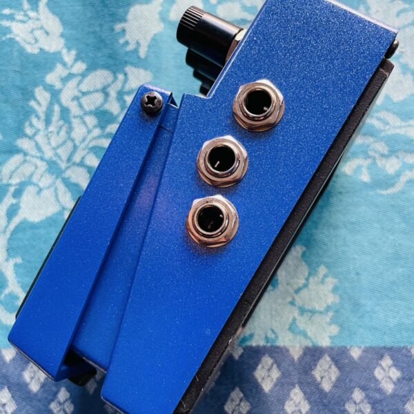 Alternative view of Pédale Boss Synthetizer SY-1 n°EP36907, boite d’origine