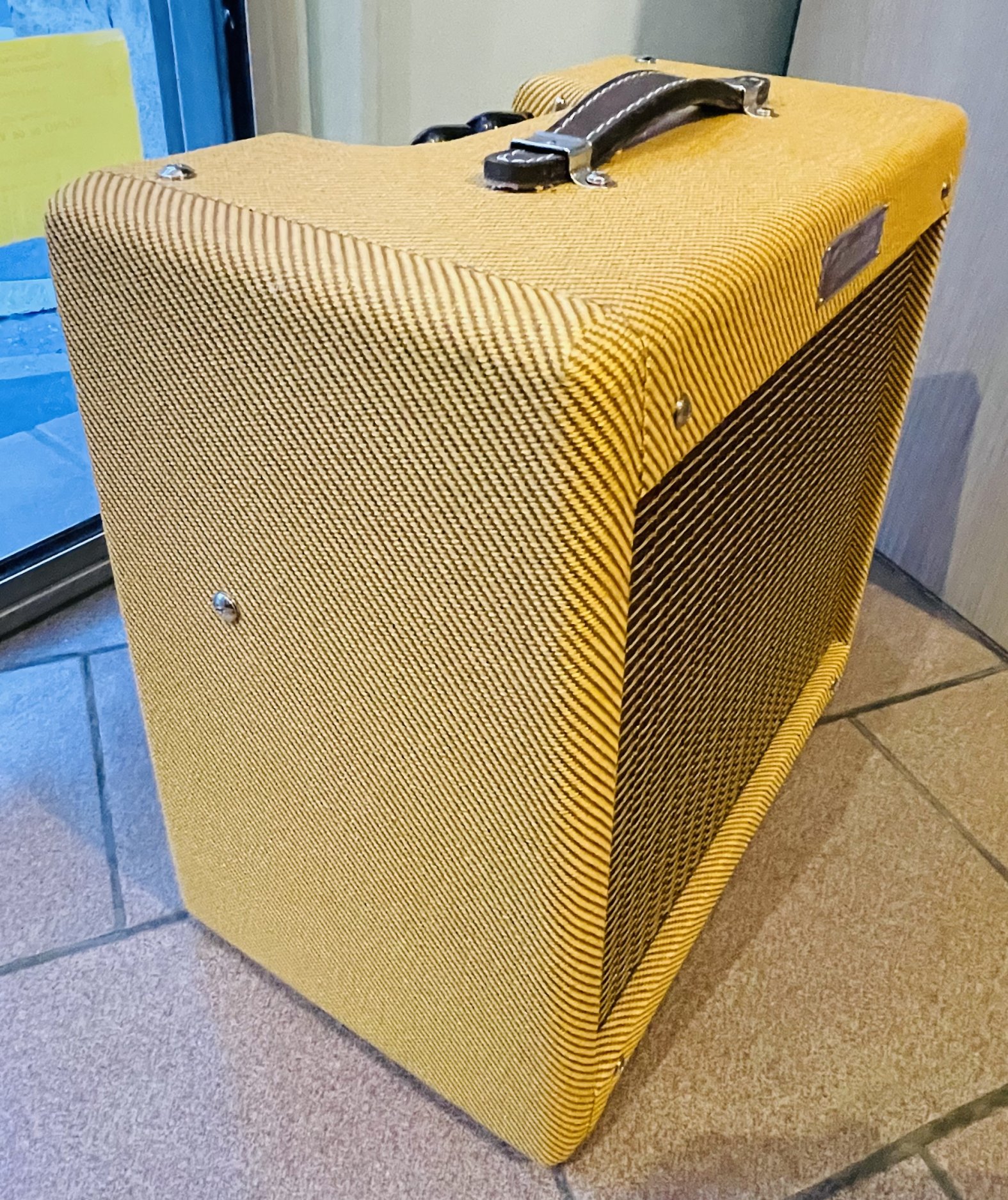 Ampli guitare Fender Pro Junior IV LTD Tweed n°B929227, carton d’origine, housse Fender ajoutée (facture neuf mai 2025) – Image 3