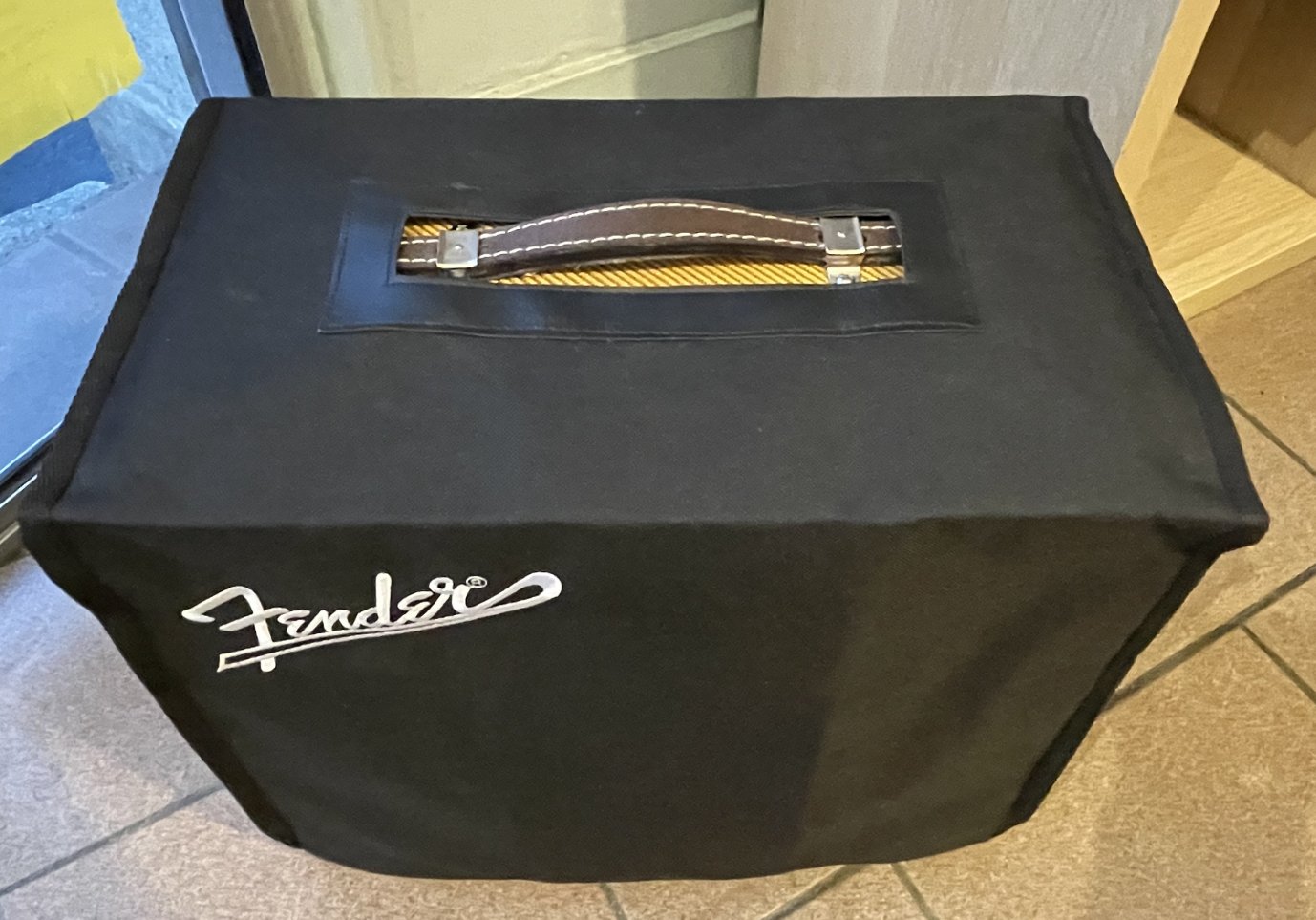 Ampli guitare Fender Pro Junior IV LTD Tweed n°B929227, carton d’origine, housse Fender ajoutée (facture neuf mai 2025) – Image 7
