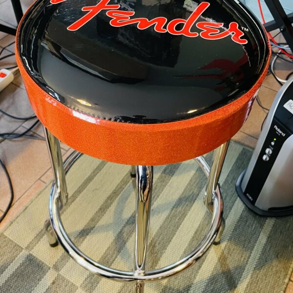 Très beau tabouret Fender Red Sparkle Logo