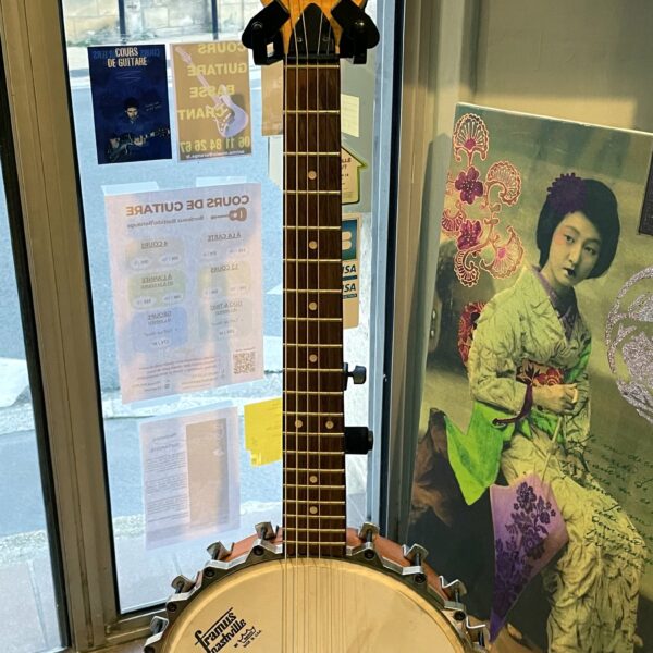 Banjo 6 cordes Framus Nashville openback (Germany, 1976), étui d’origine, accessoires métal