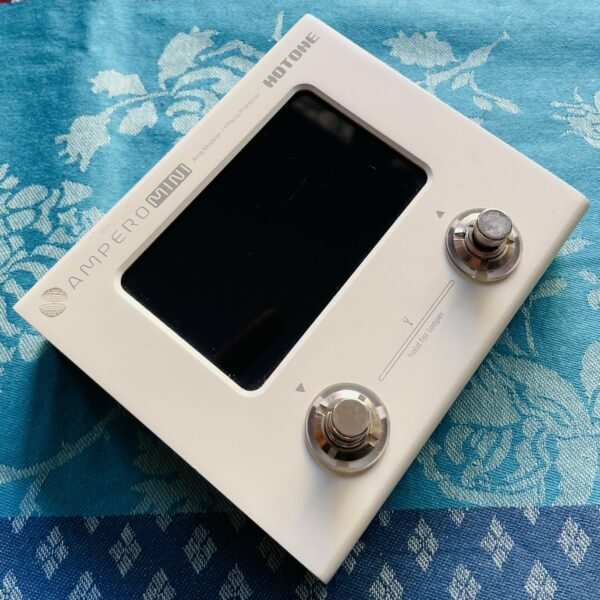 Alternative view of Pédale multieffets Hotone Ampero mini n°05150000295, boite d’origine