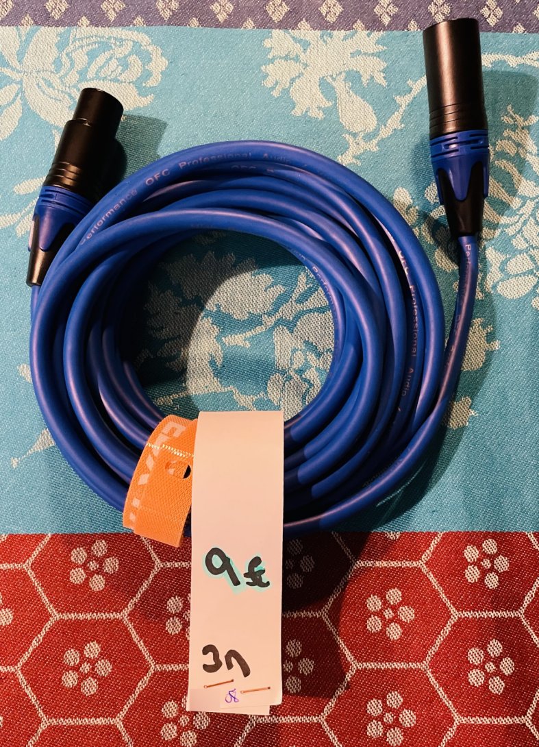 Câble XLR mâle femelle bleu clair 3M (lot 08)