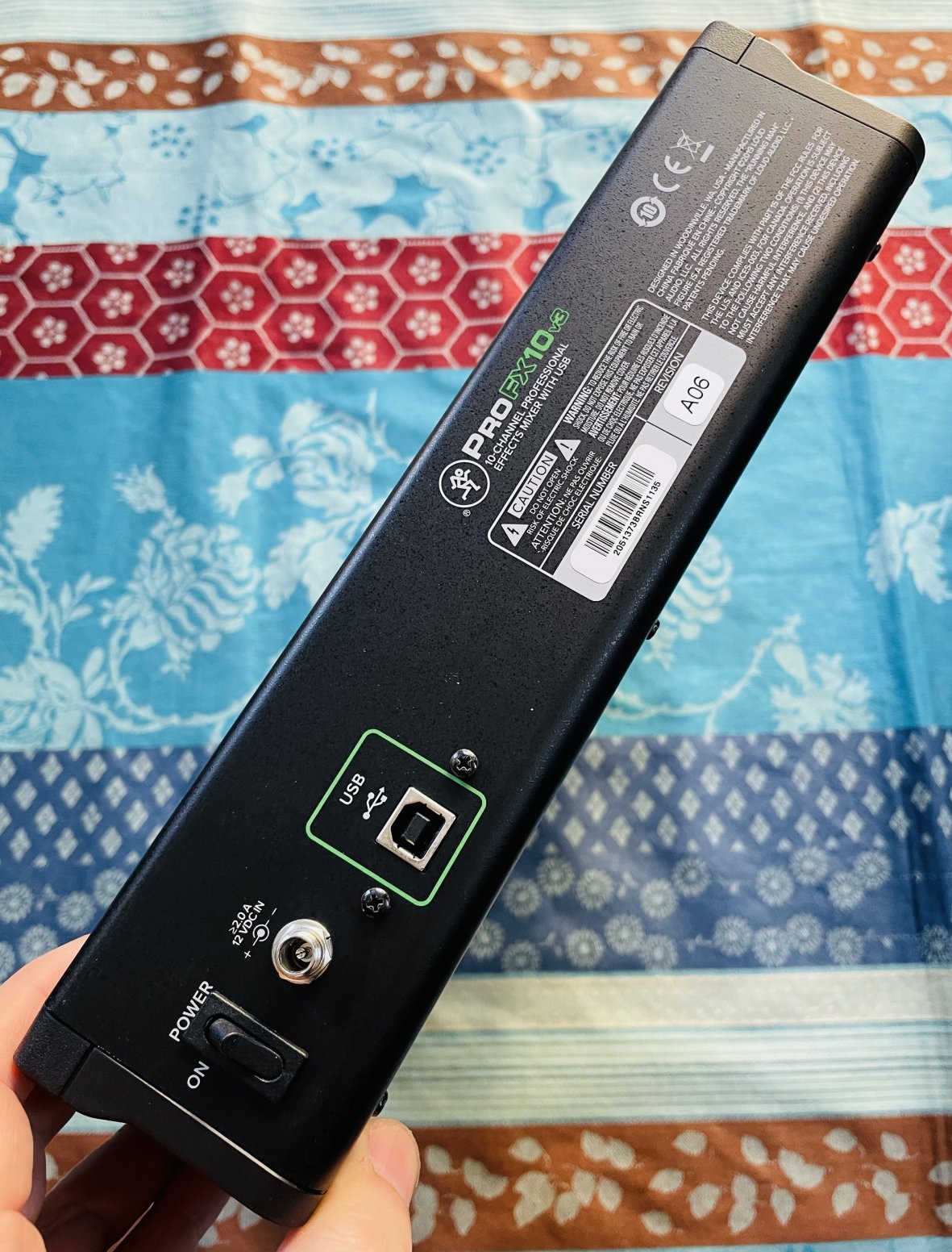 Table de mixage 10 canaux Mackie Pro FX10 n°2051373BRNS1135, boite d’origine, notice – Image 3