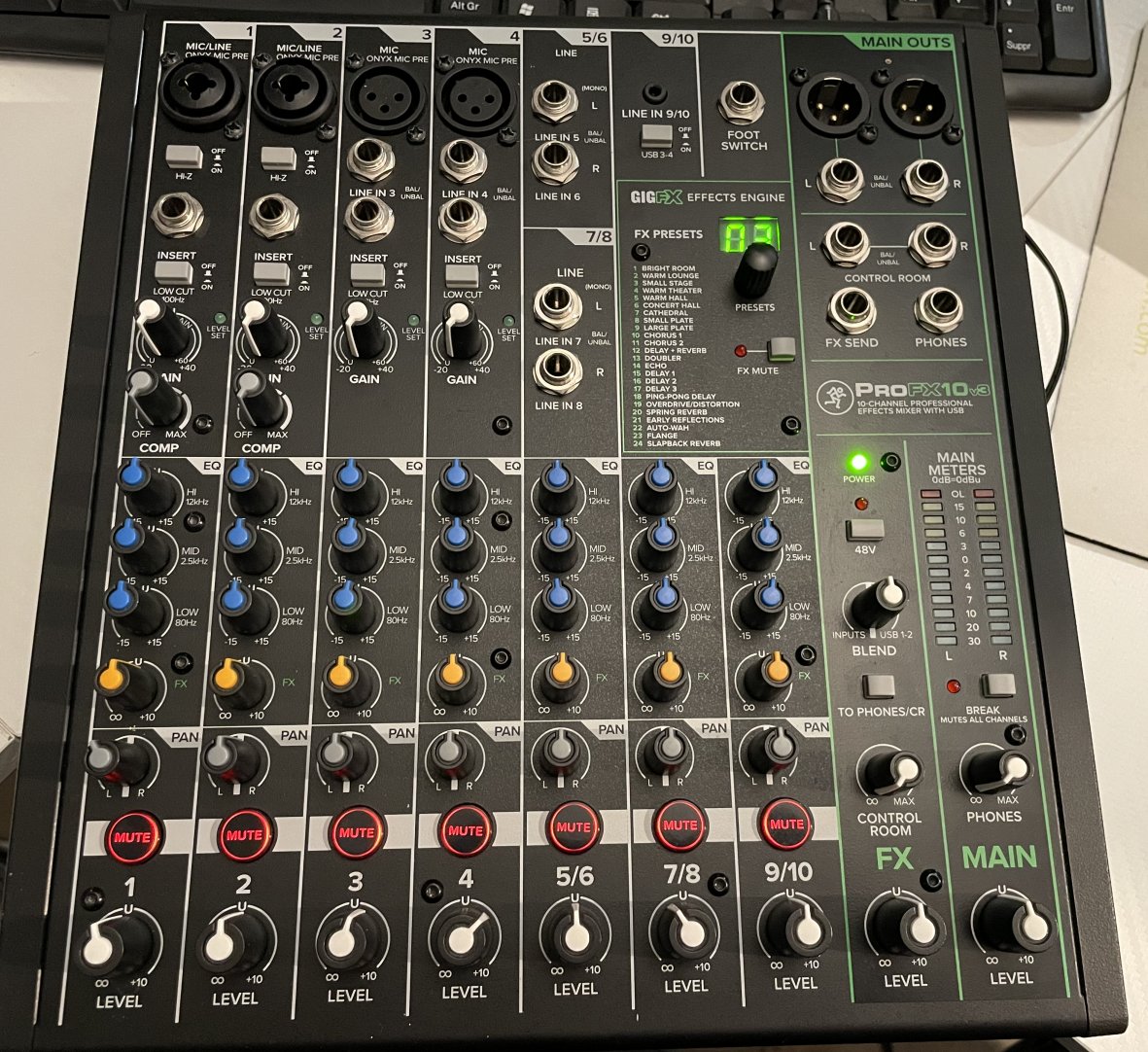 Table de mixage 10 canaux Mackie Pro FX10 n°2051373BRNS1135, boite d’origine, notice – Image 8