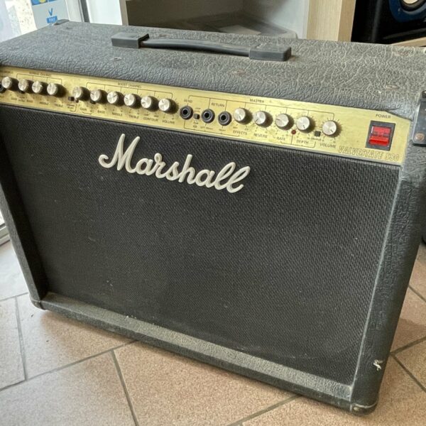 Promo ampli guitare hybride lampe transistor Marshall 8240 Valvestate S80 Stereo chorus n°930980212, alim, boutons à nettoyer!