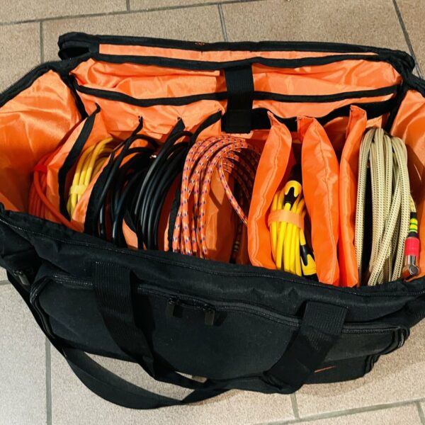 Alternative view of Sac rangement de câbles (noir orange)