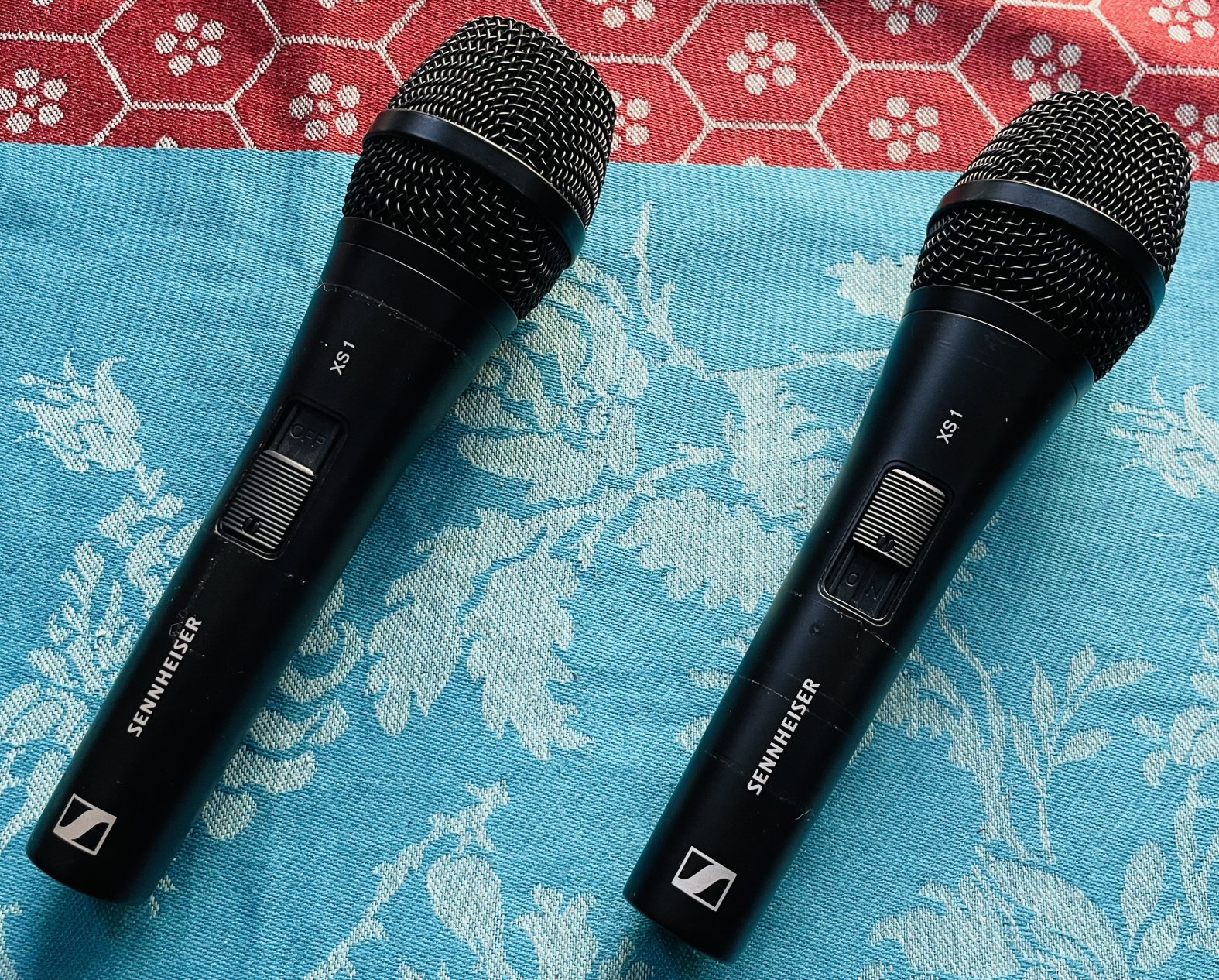 2 Micros dynamiques Sennheiser XS1, pochette et carton d’origine n°1 + n°2