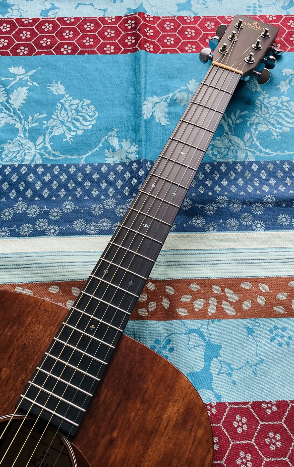 Guitare acoustique Sigma 000M-15 n°240401583, réglée luthier Manteau (10.12.25) – Image 3