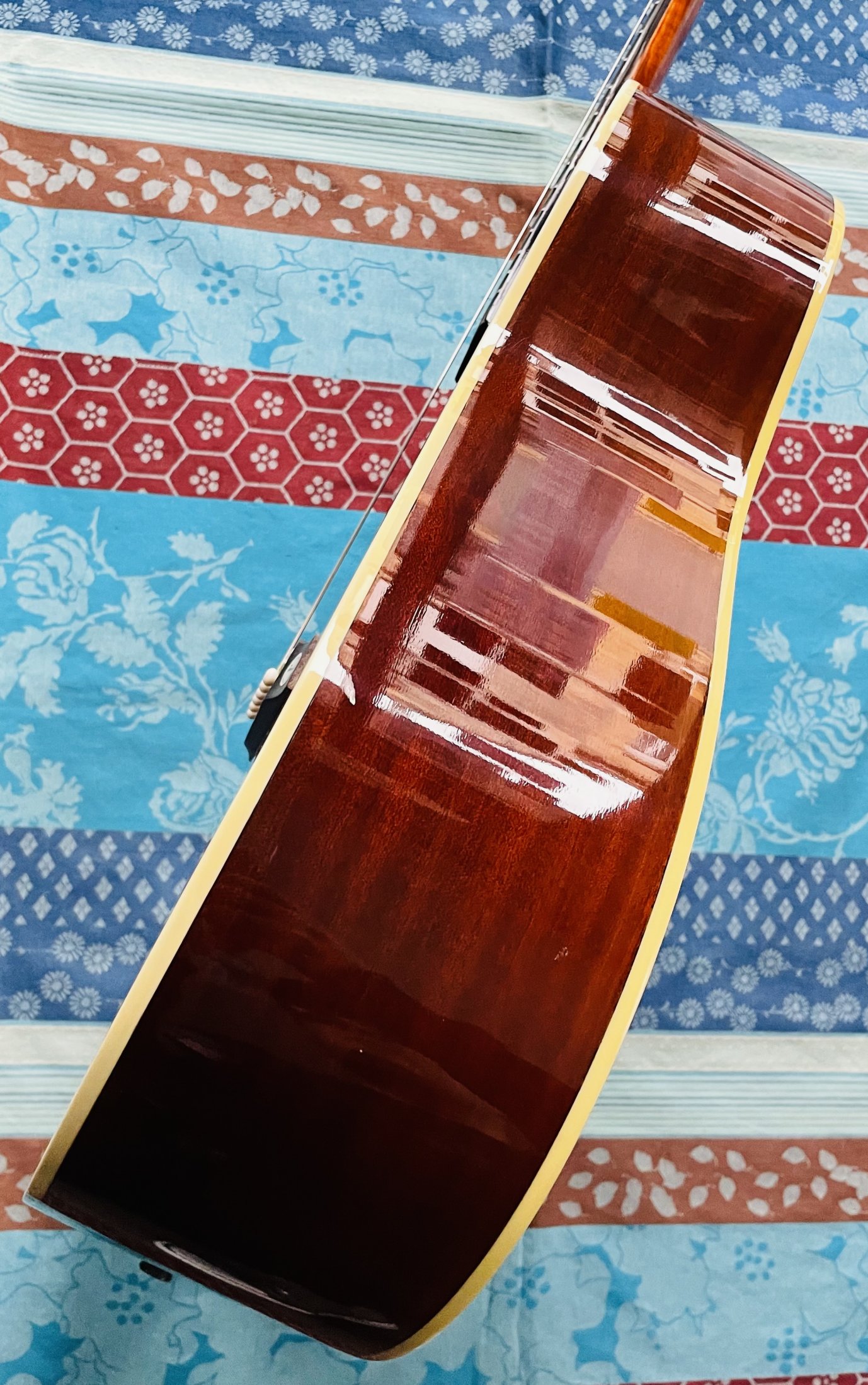 Guitare acoustique Tennessee J-45 (Gewa), méthode, accordeur, housse Turtle bag, réglée luthier Manteau (10.12.25) – Image 5